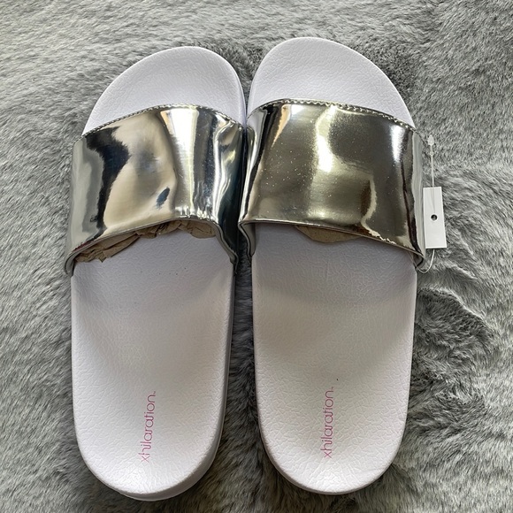 NWT Women's Slide Sandal - Picture 3 of 7